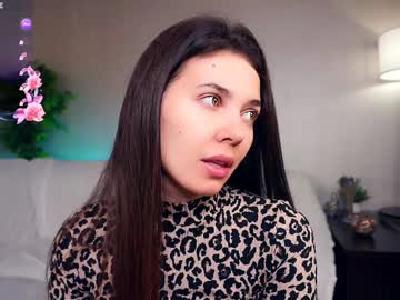 Bryrecutee Chaturbate stream image from December 17, 2024