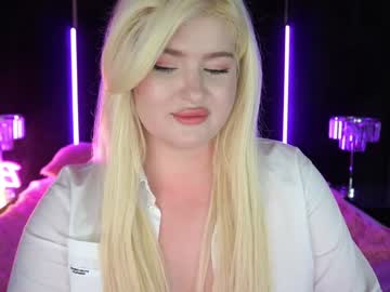 Cocosecretss Chaturbate stream image from December 17, 2024