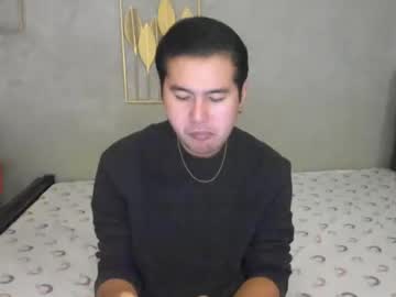 Creamynow Chaturbate stream image from December 17, 2024
