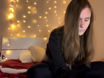 Emma_Just Chaturbate stream image from December 17, 2024