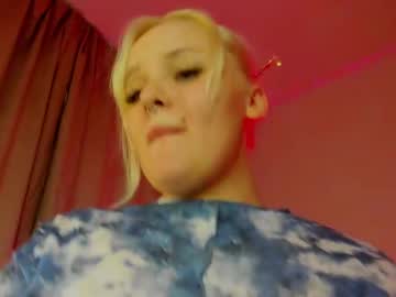 Katarina__F1re Chaturbate stream image from December 17, 2024