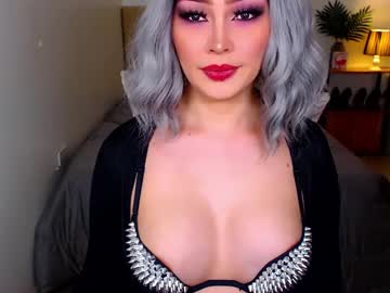 Legendaryxqueen Chaturbate stream image from December 17, 2024