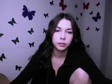 Luxurymur_ Chaturbate stream image from December 17, 2024