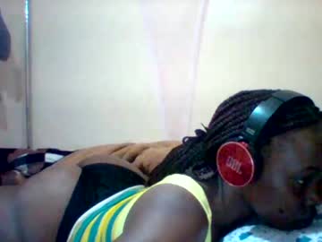 Pretty_Melaniah Chaturbate stream image from December 17, 2024