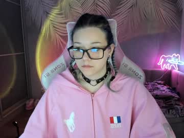 Qwiizzmeeoow stream image from December 17, 2024