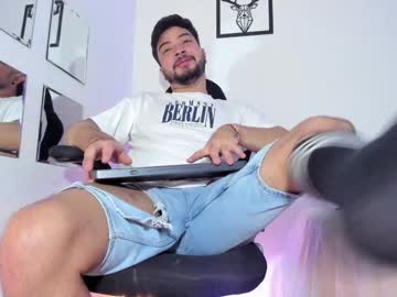 Tonymiller8 Chaturbate stream image from December 17, 2024