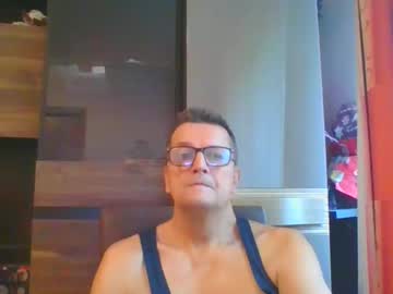 Ulmeni4 Chaturbate stream image from December 17, 2024