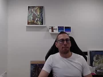 Alexhunter4u Chaturbate stream image from December 17, 2024