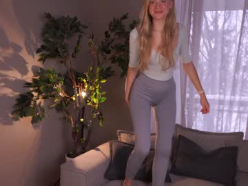 Elswythalgood Chaturbate stream image from December 17, 2024