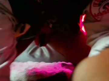 Leonnardojaramillo Chaturbate stream image from December 17, 2024