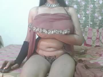 Lovefunnitya Chaturbate stream image from December 17, 2024