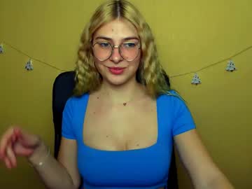 Luna_Lush_ Chaturbate stream image from December 17, 2024