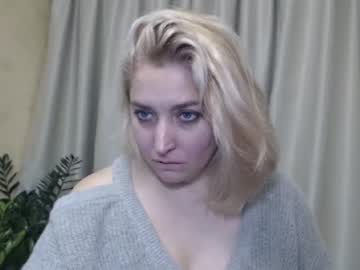Ohsweetiren Chaturbate stream image from December 17, 2024