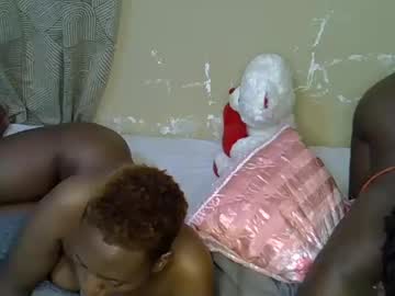 Sexy_Scalet Chaturbate stream image from December 17, 2024