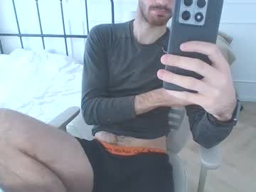 Toja112 Chaturbate stream image from December 17, 2024