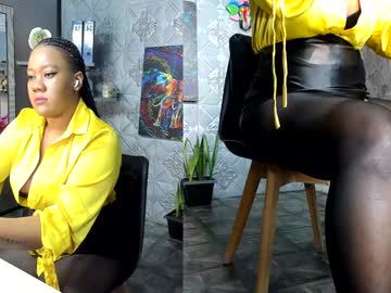 Ambar_Rose2 Chaturbate stream image from December 17, 2024