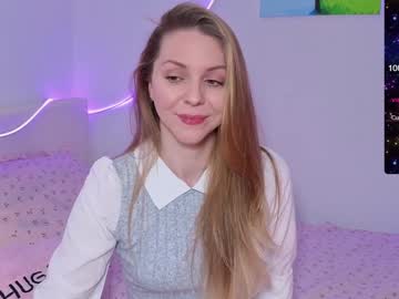 Dariarazet Chaturbate stream image from December 17, 2024