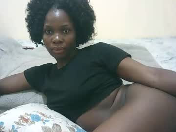 Ella573476 Chaturbate stream image from December 17, 2024
