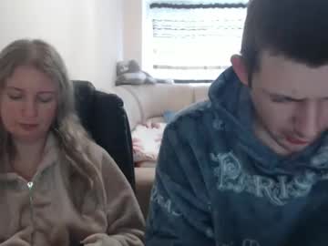 Jenisandpeter Chaturbate stream image from December 17, 2024