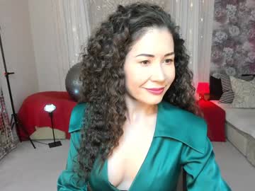 Karinasweeety Chaturbate stream image from December 17, 2024