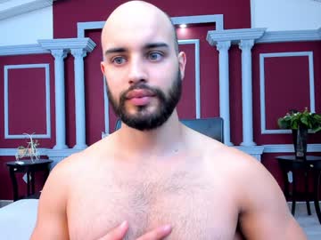 Cristobal_Alzate Chaturbate stream image from December 17, 2024
