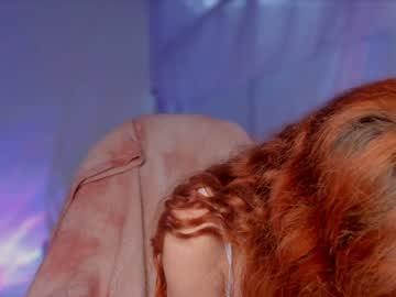 Liahilton_ Chaturbate stream image from December 17, 2024