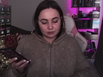 Mari_Moore7 Chaturbate stream image from December 17, 2024