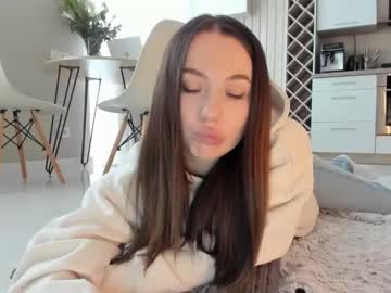 Meryfoxxx Chaturbate stream image from December 17, 2024