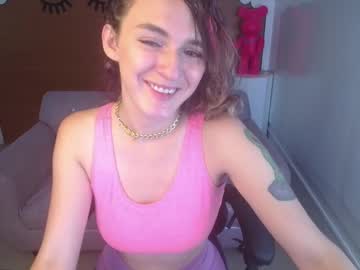 Nina_Kravits_T Chaturbate stream image from December 17, 2024