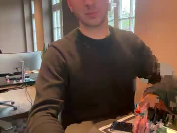 Steav94 Chaturbate stream image from December 17, 2024