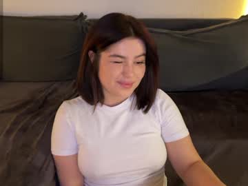 Vaiee Chaturbate stream image from December 17, 2024
