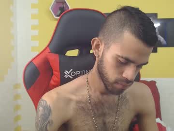 Adri_Sexboy Chaturbate stream image from December 17, 2024