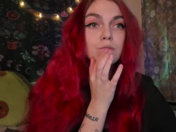 _Caroline_Coy Chaturbate stream image from December 17, 2024