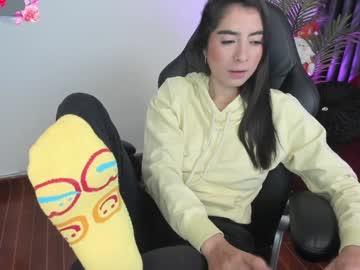 Charlote_Horny Chaturbate stream image from December 17, 2024