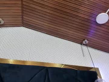 Coletterouxx Chaturbate stream image from December 17, 2024