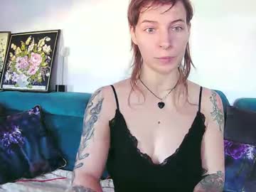 Dreammbaylee Chaturbate stream image from December 17, 2024