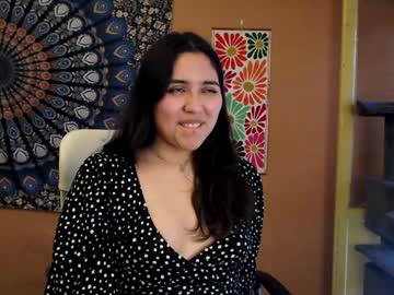 Intimatetales Chaturbate stream image from December 17, 2024