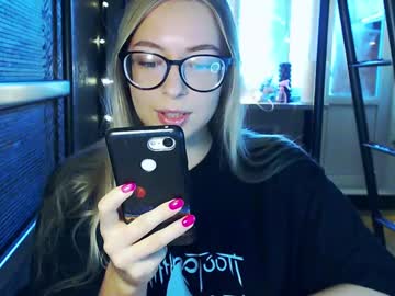 Jodiebaker Chaturbate stream image from December 17, 2024