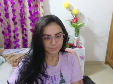 Lovely_Trix_ Chaturbate stream image from December 17, 2024