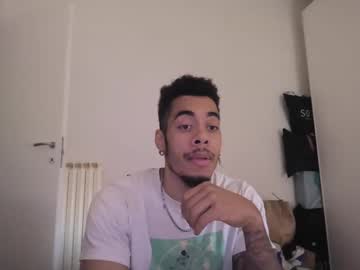 Magicsempai Chaturbate stream image from December 17, 2024