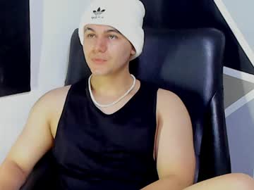 Milo_Settimo Chaturbate stream image from December 17, 2024