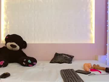 Namoihill Chaturbate stream image from December 17, 2024