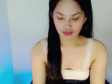 Nicole_Kiss01 Chaturbate stream image from December 17, 2024