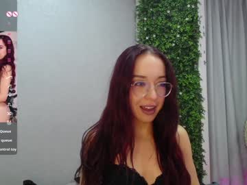 Satine__ Chaturbate stream image from December 17, 2024