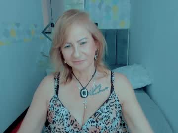 Scarlethoot_ Chaturbate stream image from December 17, 2024