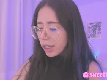 Sweett_Vera Chaturbate stream image from December 17, 2024