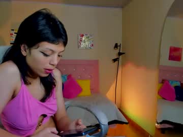 Thalia_Serom Chaturbate stream image from December 17, 2024