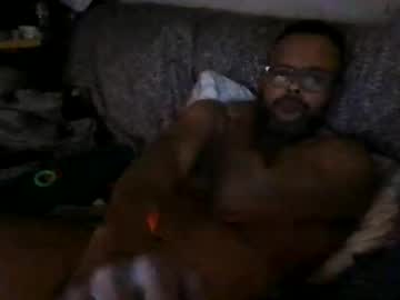 Todolodiaduro Chaturbate stream image from December 17, 2024