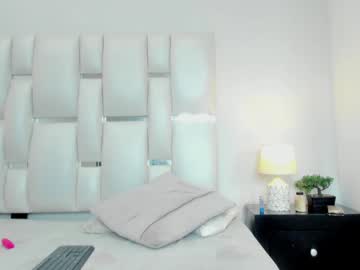 Yoselinwilliams_ Chaturbate stream image from December 17, 2024