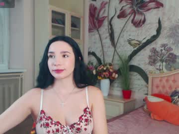 Aliciabow Chaturbate stream image from December 17, 2024